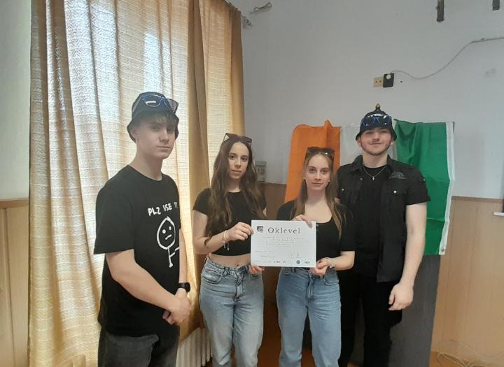 Angol-német versenyen ügyeskedtek tanulóink Angol-német versenyen ügyeskedtek tanulóink